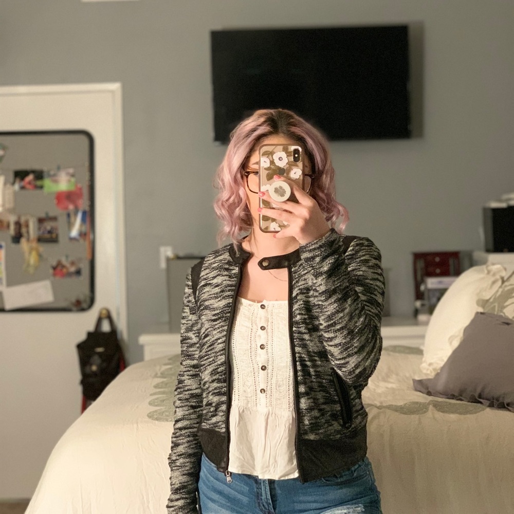 Woman’s business causal sweater